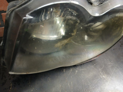 2008-2010 Jeep SRT-8  Grand Cherokee Driver LH Side Headlight Assembly Damaged
