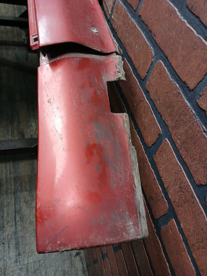 2008 Dodge Charger Driver LH Side Skirt Rocker Panel Molding Red Damaged