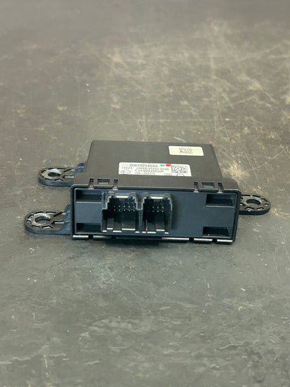 2018 - 2024 Dodge Chrysler Jeep Gateway Control Module OEM 068492545AA