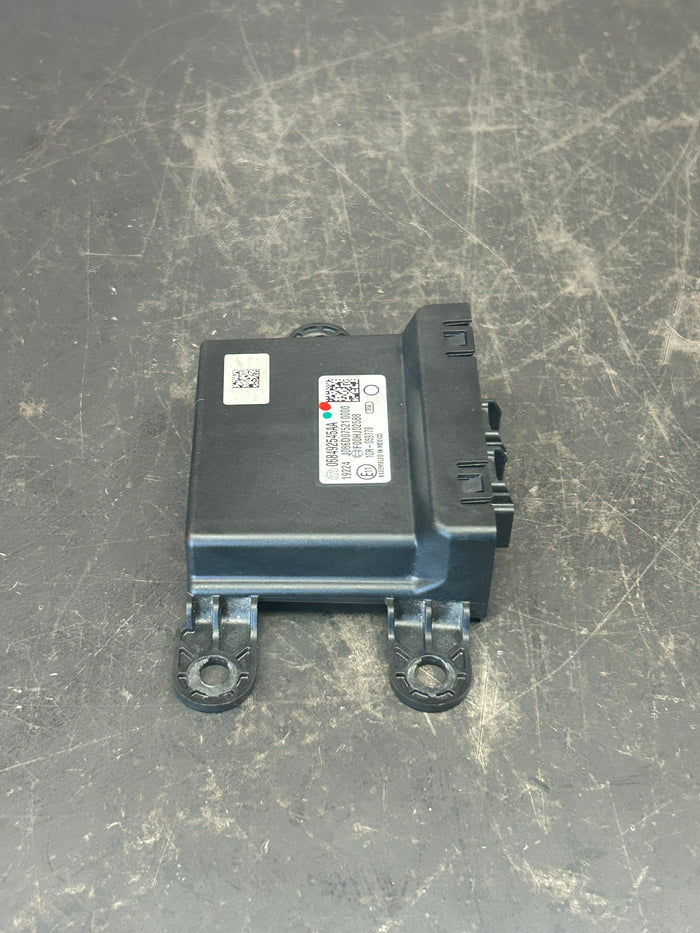 2018 - 2024 Dodge Chrysler Jeep Gateway Control Module OEM 068492545AA