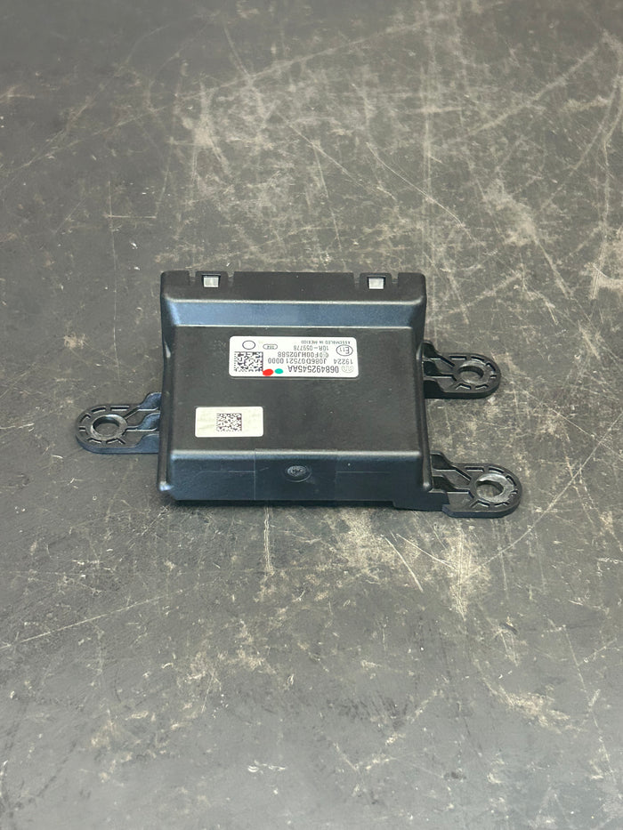 2018 - 2024 Dodge Chrysler Jeep Gateway Control Module OEM 068492545AA