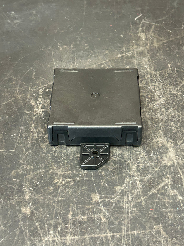 2020-2021 Dodge Challenger Front Passenger RH Door Control Module 68503654AA OEM