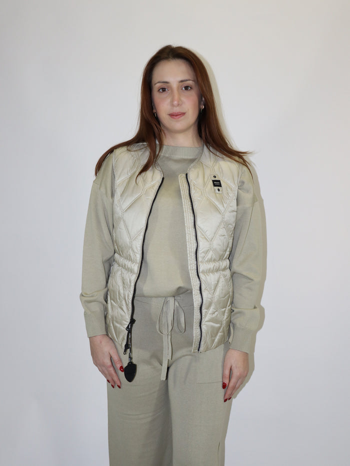 BLAUER DÁMSKÁ BUNDA BEZ RUKÁVŮ S PÁSKEM SELDEN
