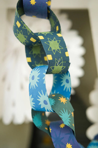 Blue and Yellow Paper Chain Kit | East End Press Ltd.