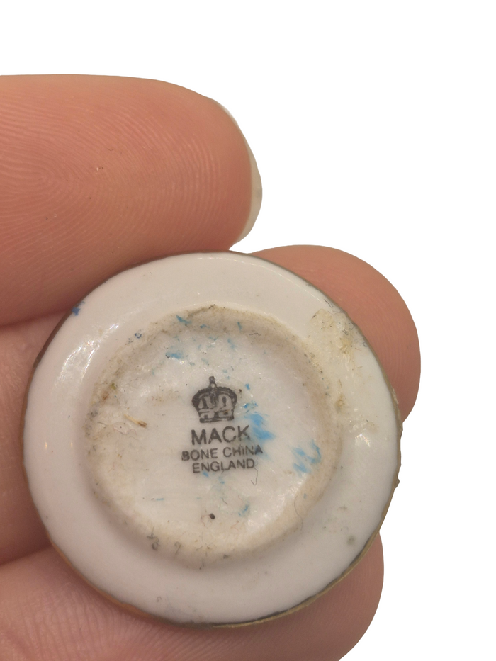 Bob Mack – Castle Imagery on Porcelain Plate