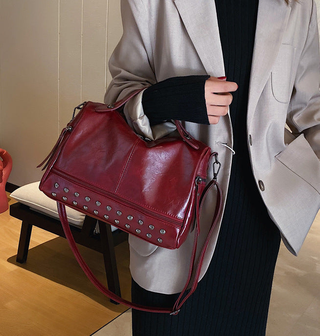 BP831 - Retro Wine Red Women's bag