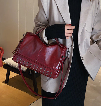 BP831 - Retro Wine Red Women's bag