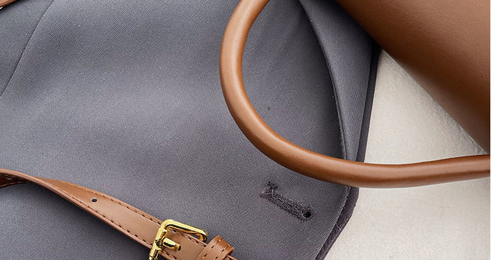 CL1565 - Small Square Casual Travel Bag