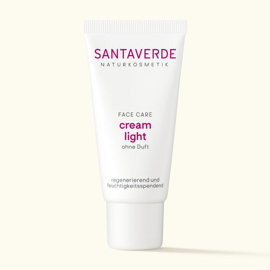 Santaverde Cream Light ohne Duft 30 ml – Aloe Vera Naturkosmetik leichte Gesichtscreme für empfindliche Haut, minimalistisch präsentierte weiße Tube.