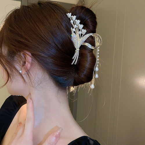 Diamond-encrusted Pearl Wheat-spike Lily-of-the-valley Tassel Hair Clip