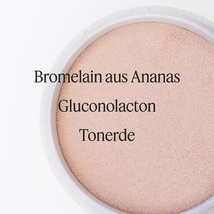 Texturbild Santaverde Enzyme Peeling Powder – mit den Hauptinhaltsstoffen Bromelain aus Ananas, Gluconolacton und Tonerde