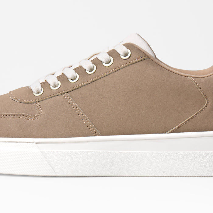 Essential Court Trainer | Taupe