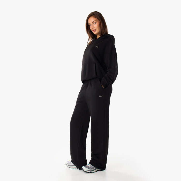 Essential Logo Tracksuit | Black