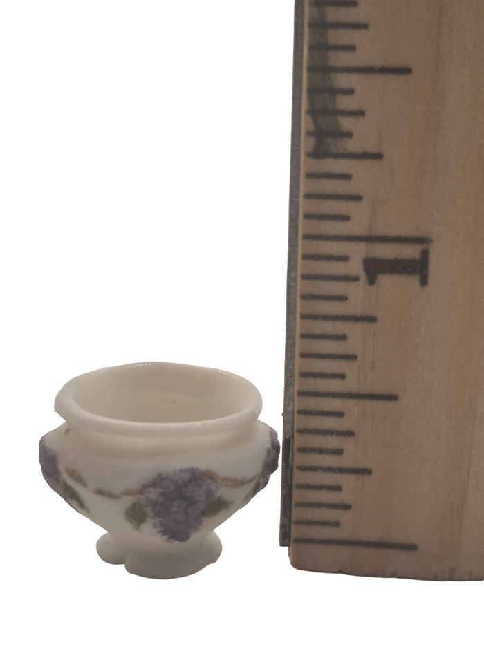 Ginger – Porcelain Fruit Bowl w/ Grape Designs