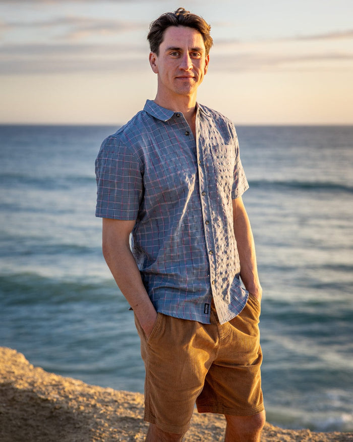 Isaad Mens Short Sleeve Shirt in Blue