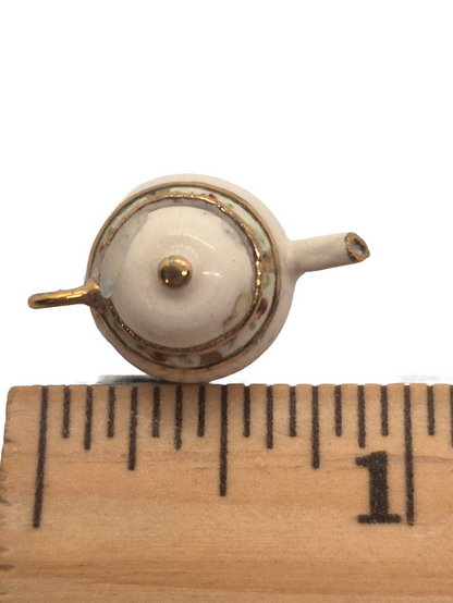 Jean Yingling – Glazed Ceramic Teapot with Floral Design and Golden Accents