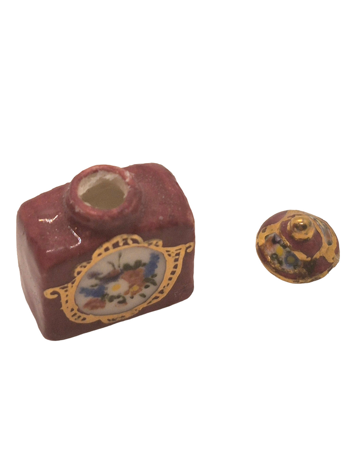 Jean Yingling – Porcelain Jar w/ Removable Lid