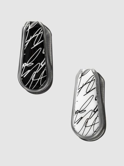 Signature clips displayed on a neutral background.