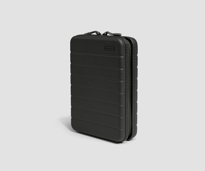 Medium Tech Case in Jet Black