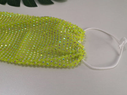 Mesh And Diamond Decorative Masks Become Beautiful Artifacts