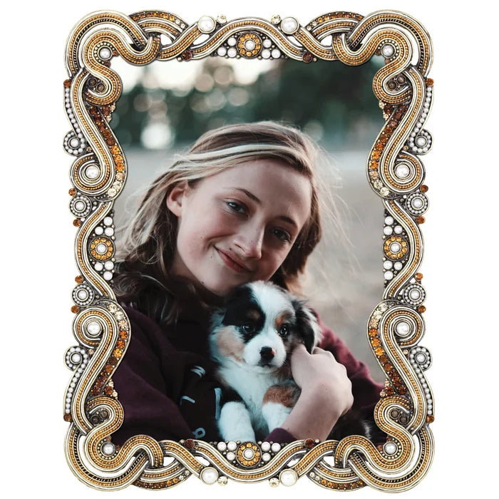 Olivia Riegel Baronessa Frame