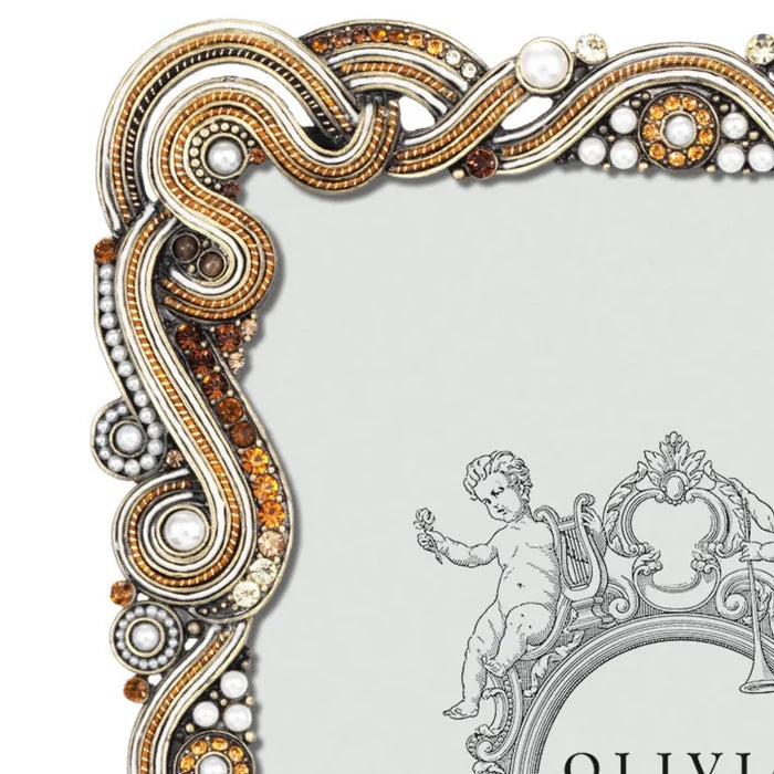 Olivia Riegel Baronessa Frame
