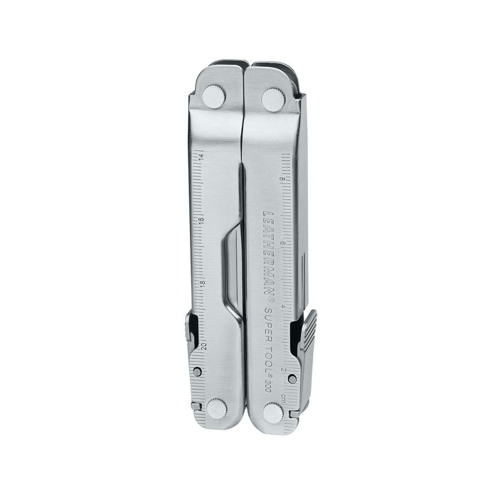 Supertool 300 closed showing metric ruler