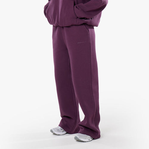 Tonal Core Logo Open Hem Jogger | Plum