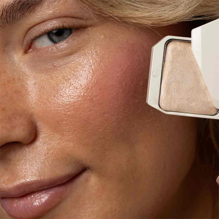 Uoga Uoga Cream Highlighter Voidemainen korostusväri Luminous 4g