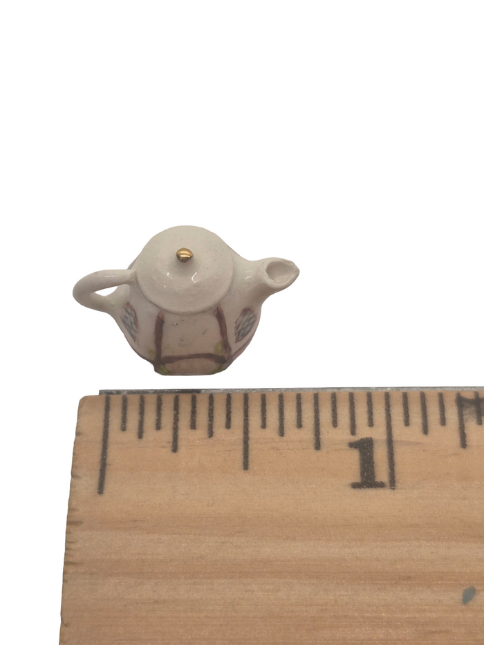 Valerie Casson – Handpainted House Porcelain Teapot