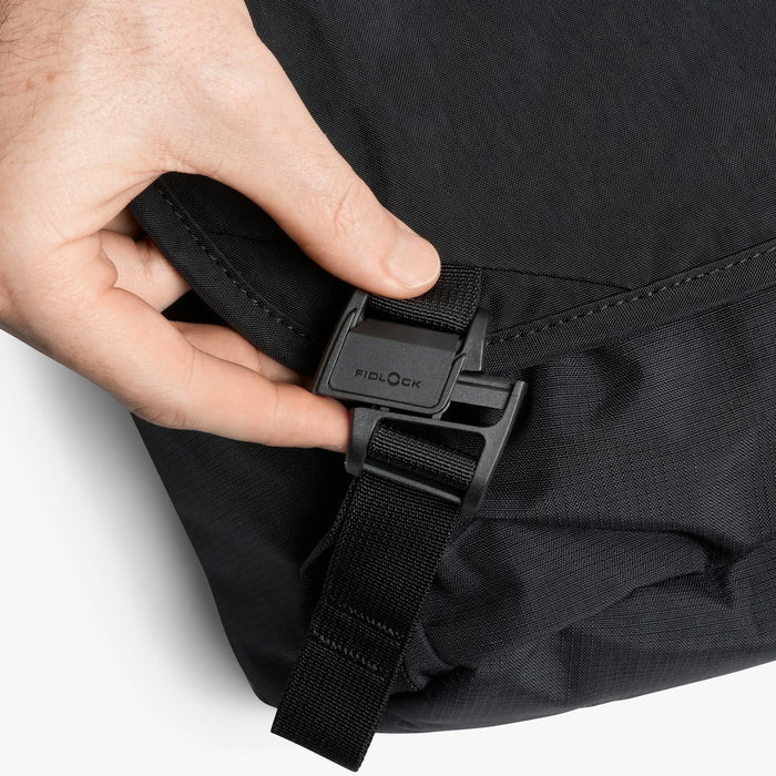 Venture Messenger 14
