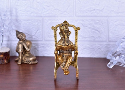 White Whale Superfine Peacock Brass Showpiece Idol Figurine Sculpture for Birthday Gift Table Home Decoration